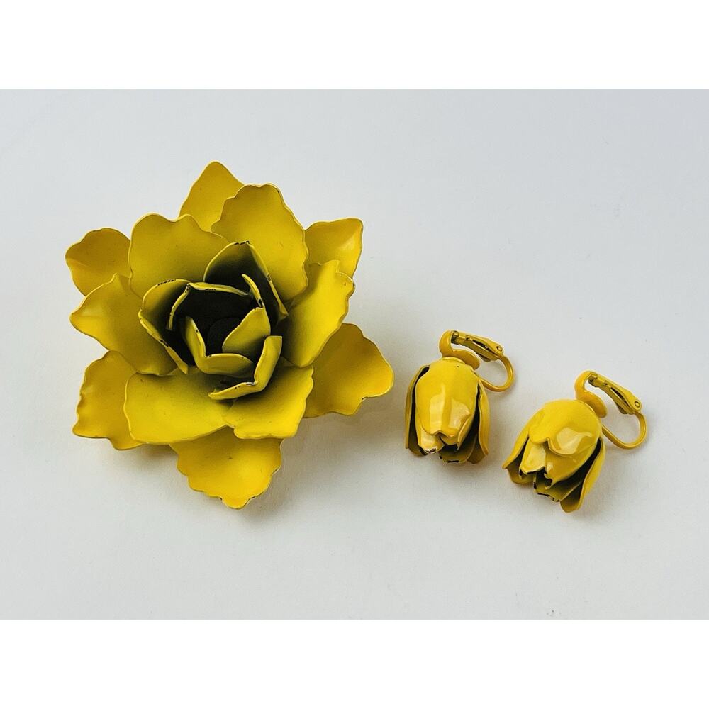 Vtg Set Yellow Enamel Metal Rose Flower Brooch Earrings Pin Large Spring Clip on